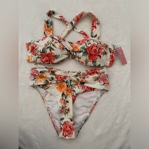 NWT CUPSHE Live Life on the Beach Floral Bikini